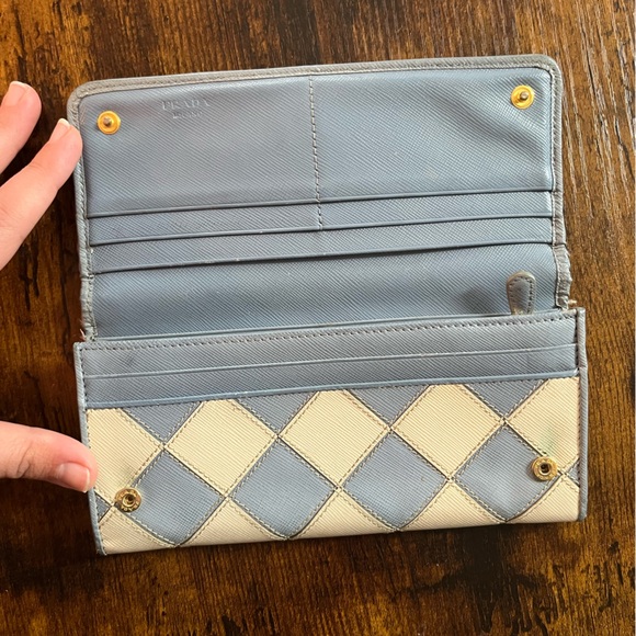 *REHAB* Prada Blue and White saffiano leather Checkered Women's wallet - Picture 6 of 12